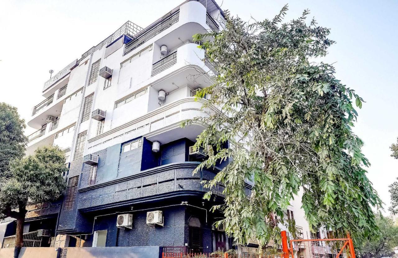 Collection O 71756 Hotel Silver Arrow Near Pacific Mall Tagore Garden Delhi  Extérieur photo
