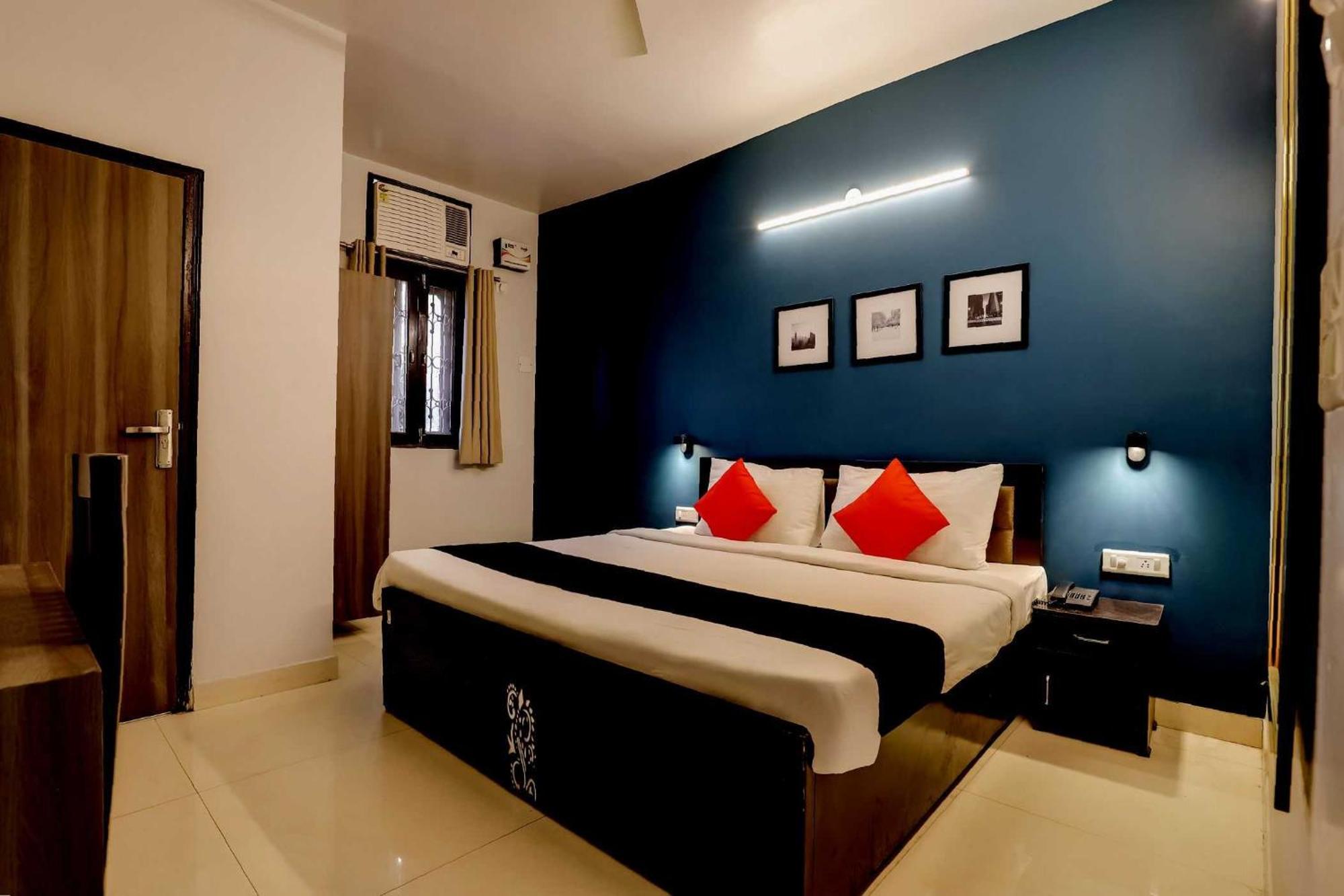 Collection O 71756 Hotel Silver Arrow Near Pacific Mall Tagore Garden Delhi  Extérieur photo